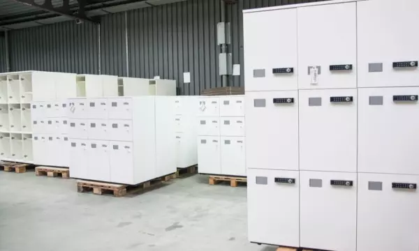 Revitalisation of office lockers